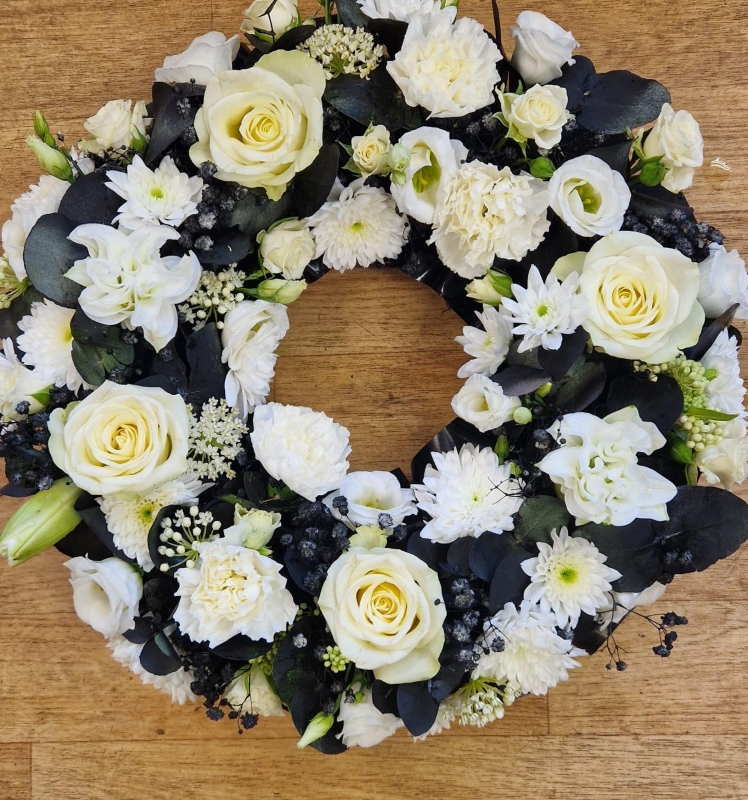 Loose Wreath