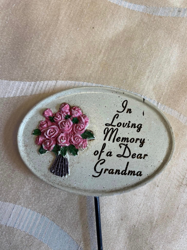 Rose Memorial Ceramic Pick