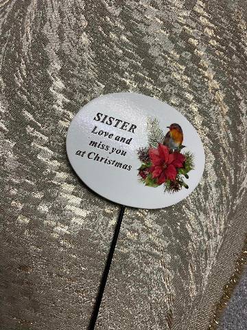 Christmas Memorial Pick