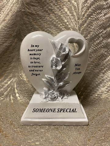 Lily Heart Plaque