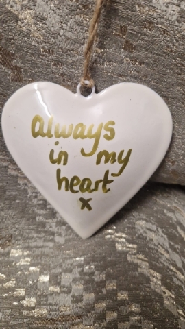 Plain Heart memorial hanger