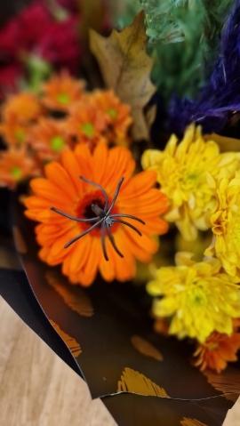 Spooky Halloween season bouquet